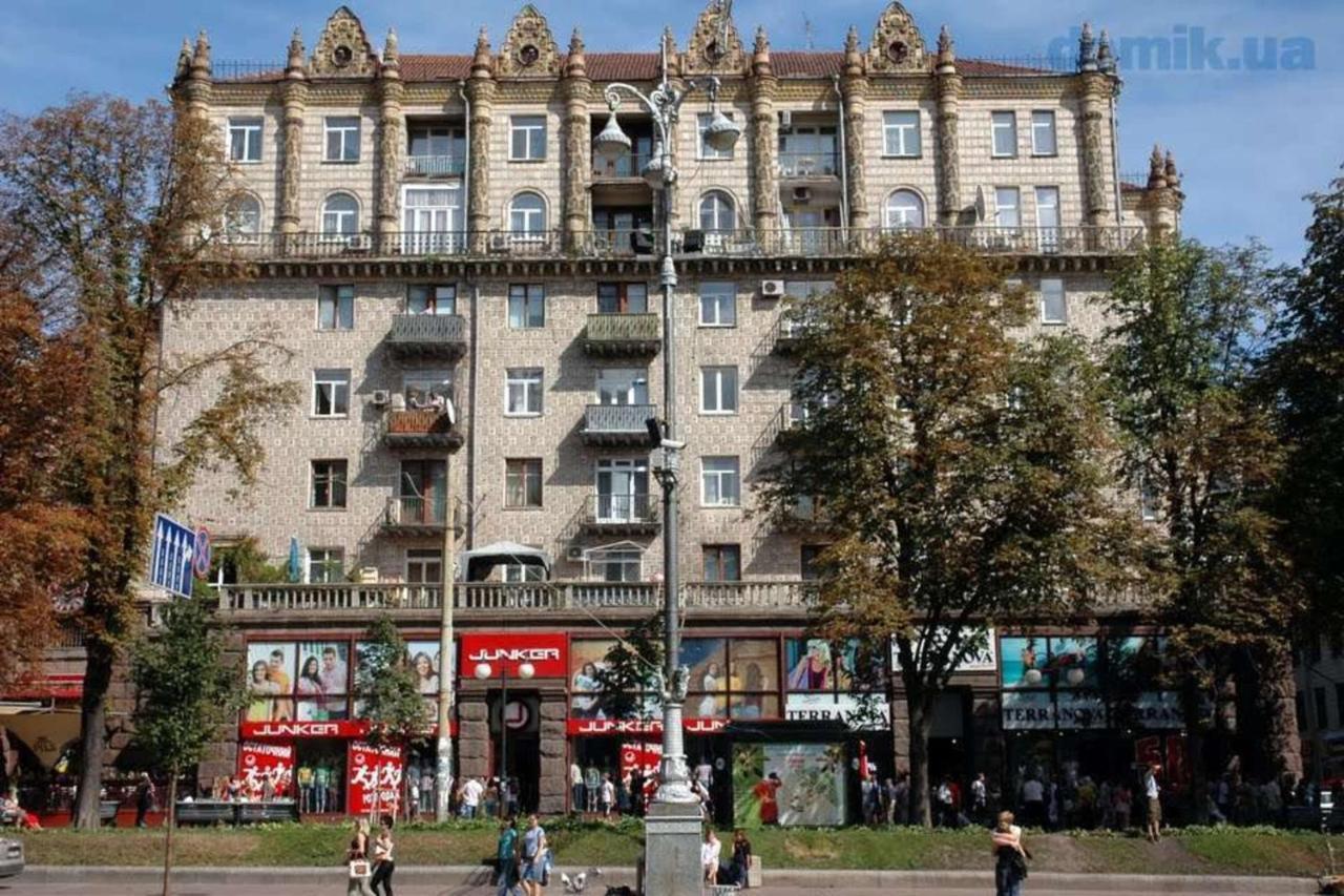 Квартира На Крещатике キエフ エクステリア 写真